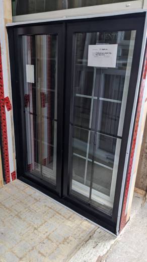 FENETRE BATTANT NOIR INT/EXT HYB + CARRELAGE 48 X 60 X 9 1/4