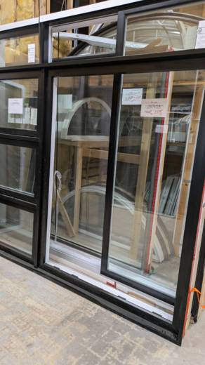 FENETRE AUVENT NOIR HYB.  95 1/2  X 77 X 9 3/4,  ME 1/2 PCE
