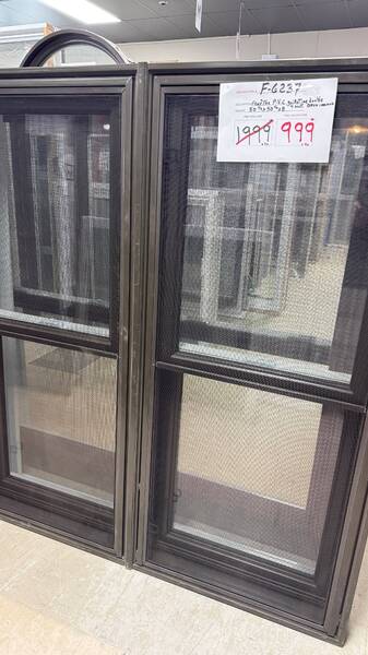 FENETRE GUILLOTINE PVC BRUN COMMERCIAL 50 1/2 X 50 1/4 X 8